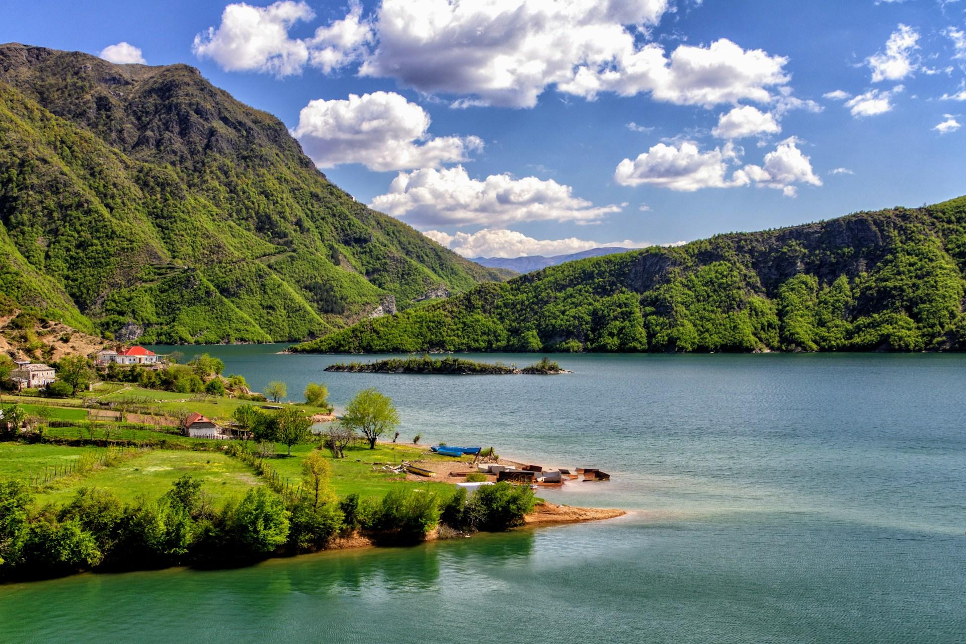 Car Rental in Albania – Your Key to Uncharted Adventures