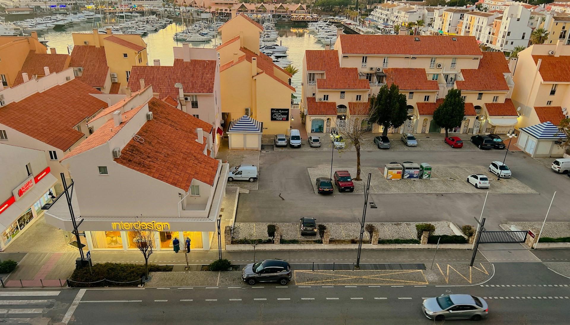 Car rental in Faro