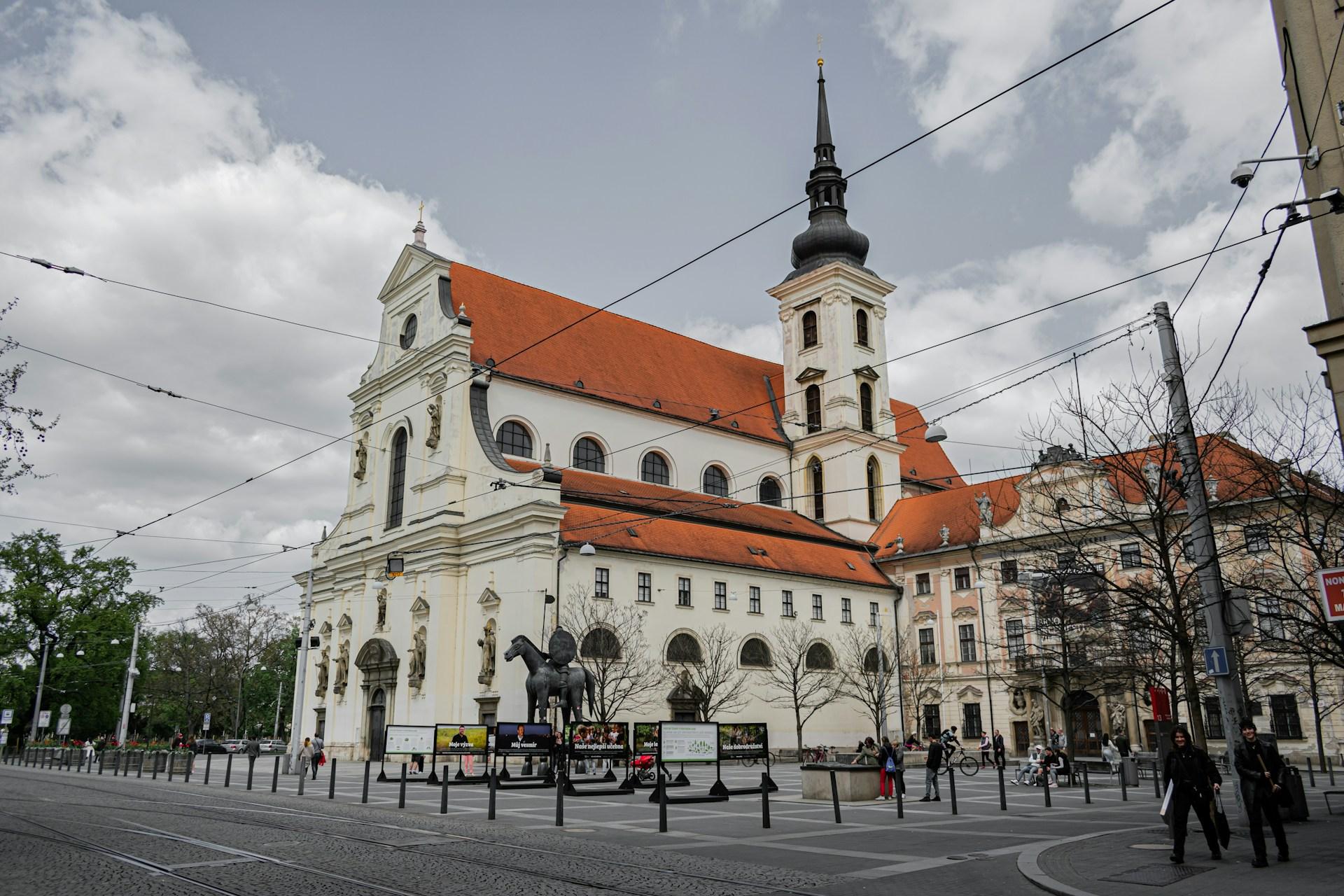 Brno Airport Car Rental – Top Deals for Smooth Travel Experience