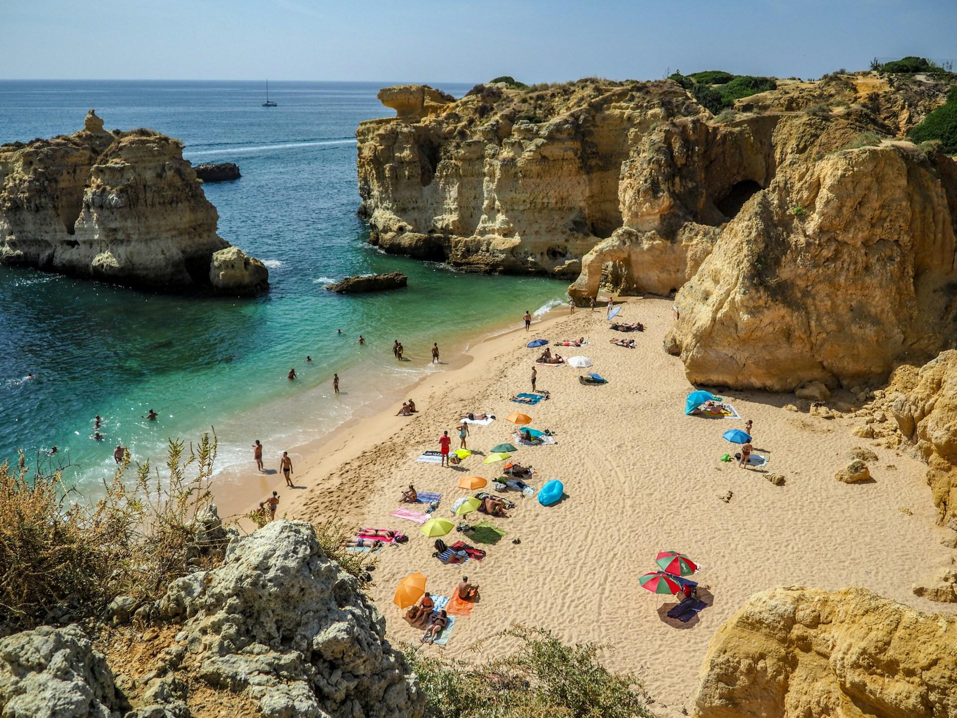 Why Rent a Car in Algarve?