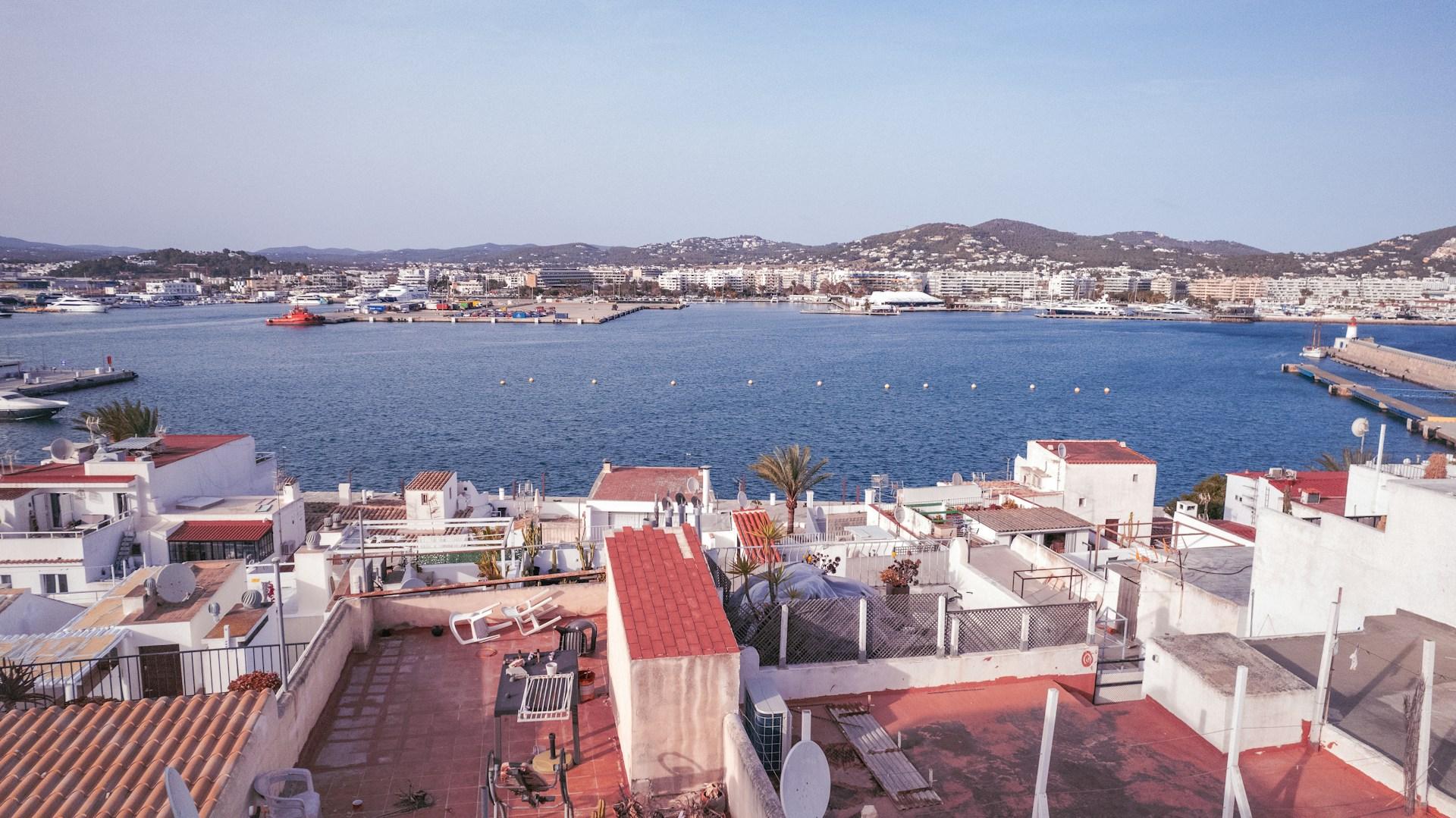 Car Rental in Ibiza Advantages: