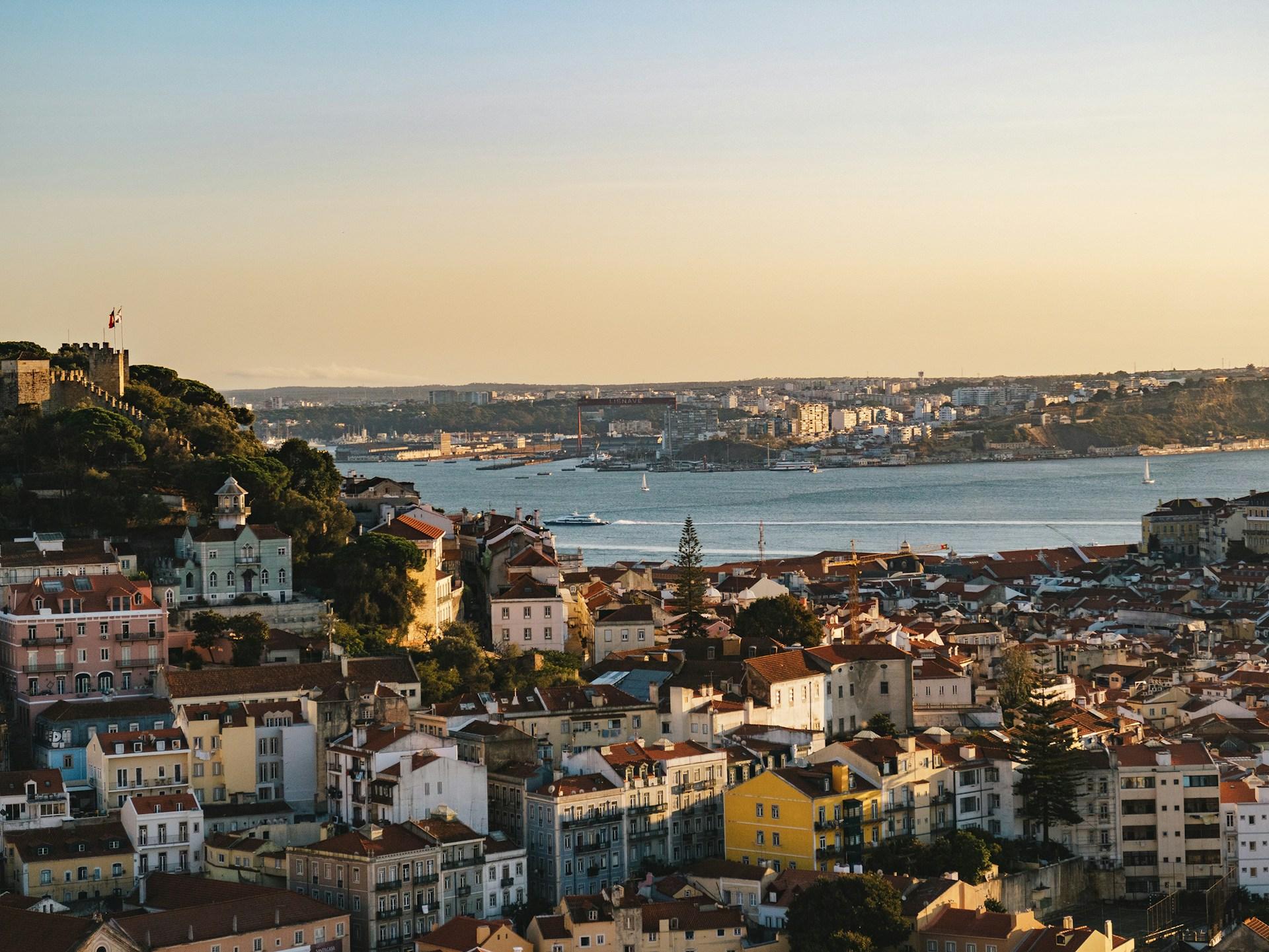Rent A Car in Lisbon Airport – Best Offers & Cheap Rates