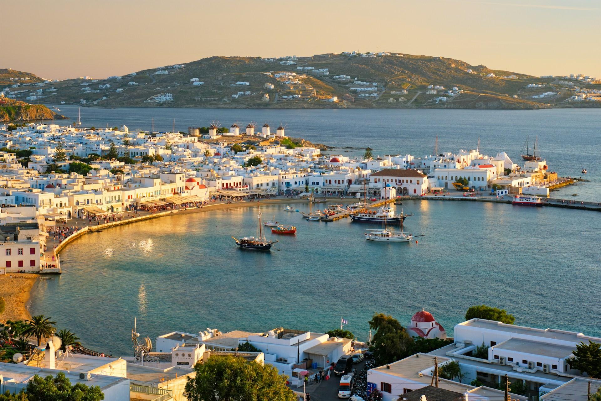 Top Car Rentals in Mykonos – Great Prices for a Lifetime Adventure