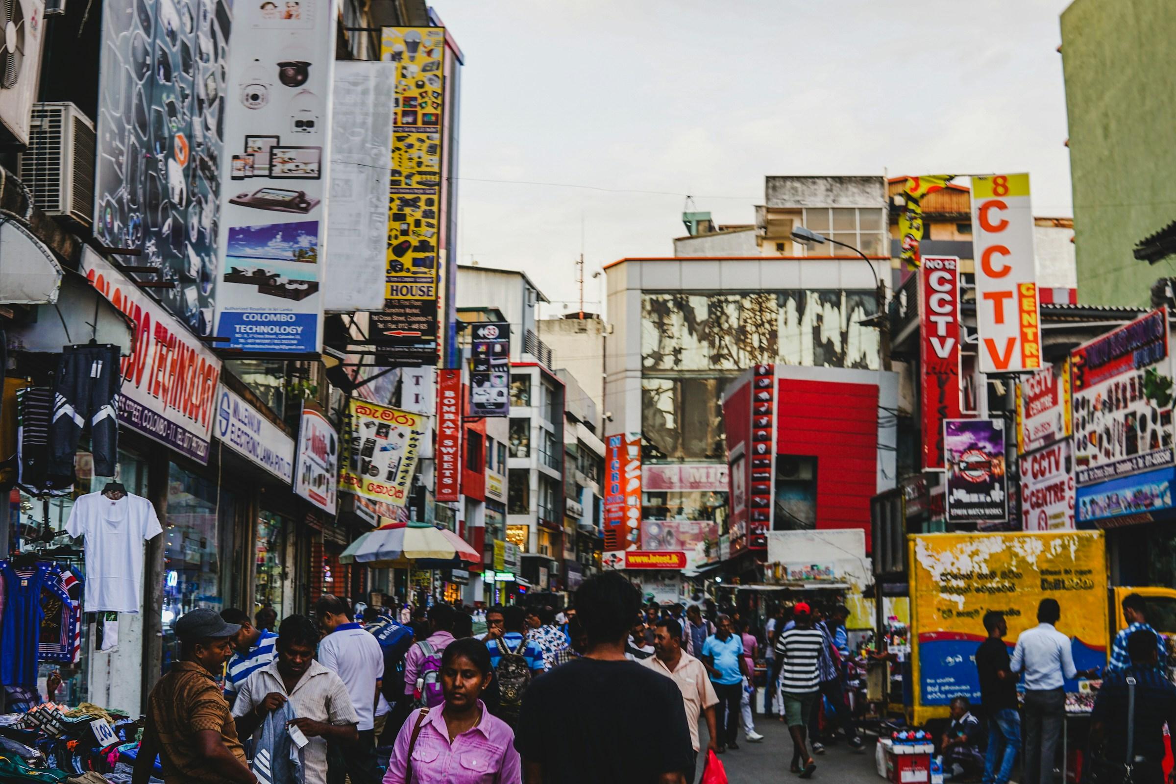 Car rental in Colombo