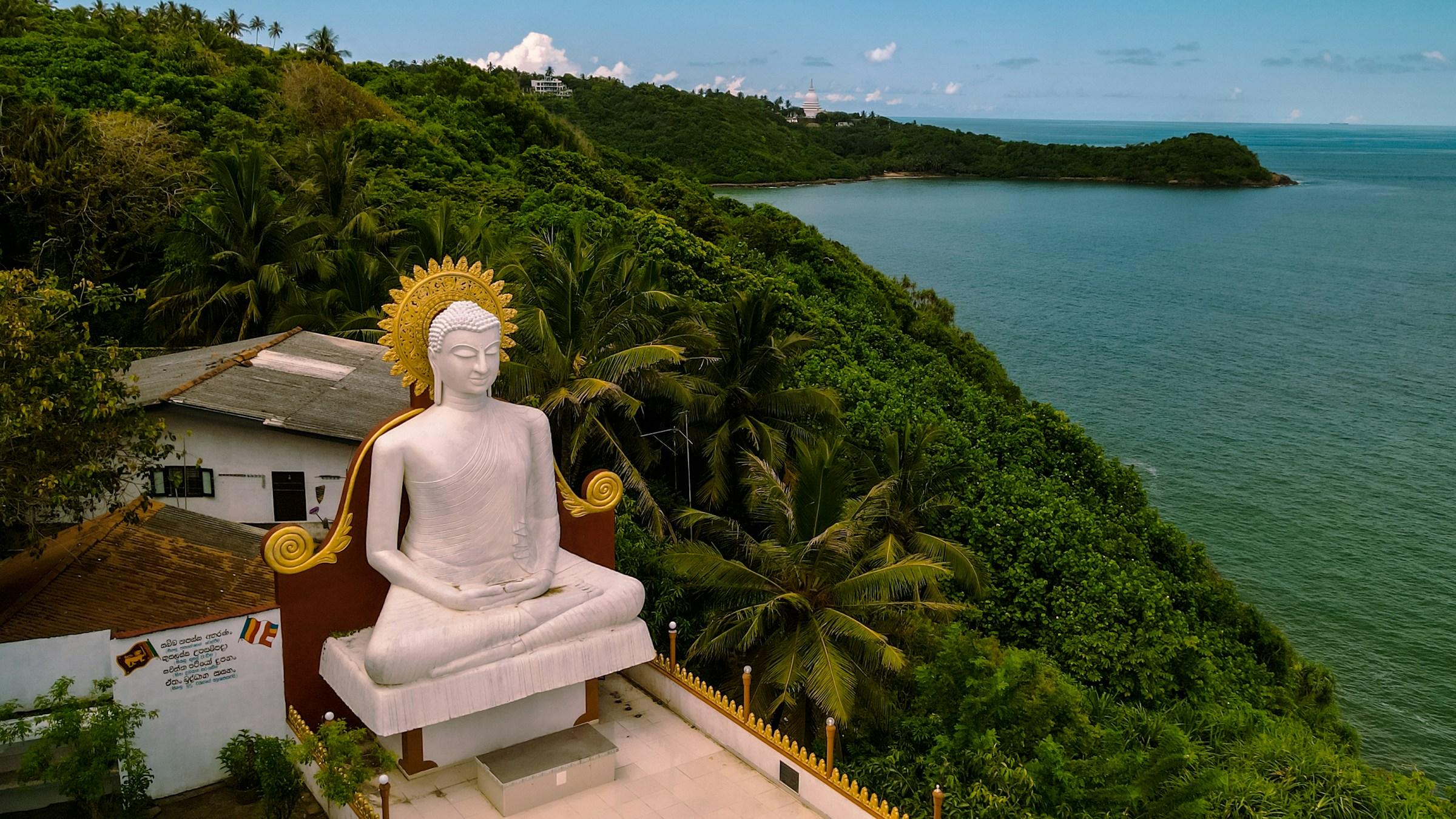 Car rental in Sri Lanka