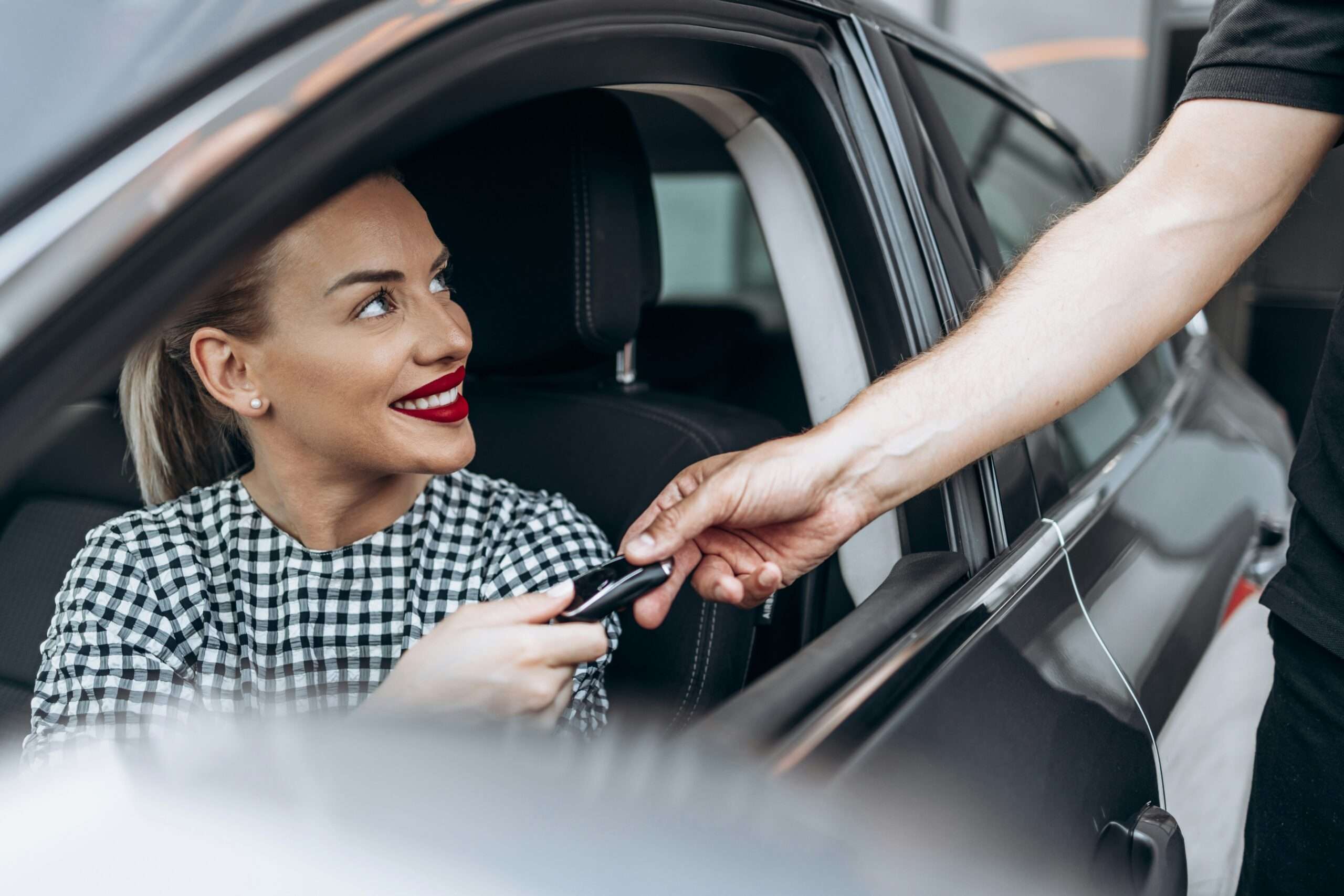Ein Auto für jemand anderen mieten